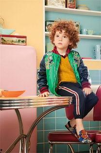 成人买童装搞笑视频